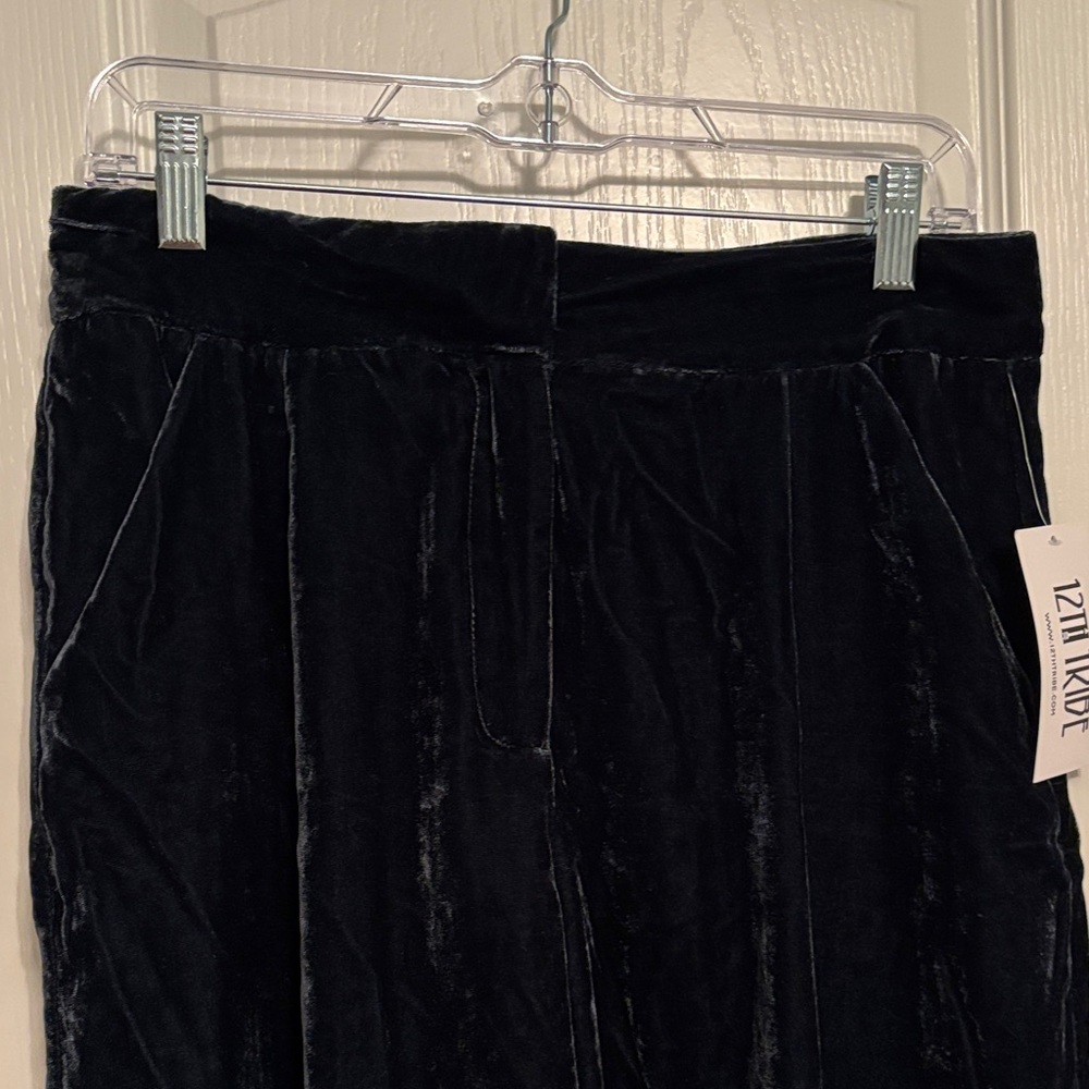 12th Tribe Women’s Deep Dark Blue Velvet Wide Leg Pant size Large - Picture 3 of 6